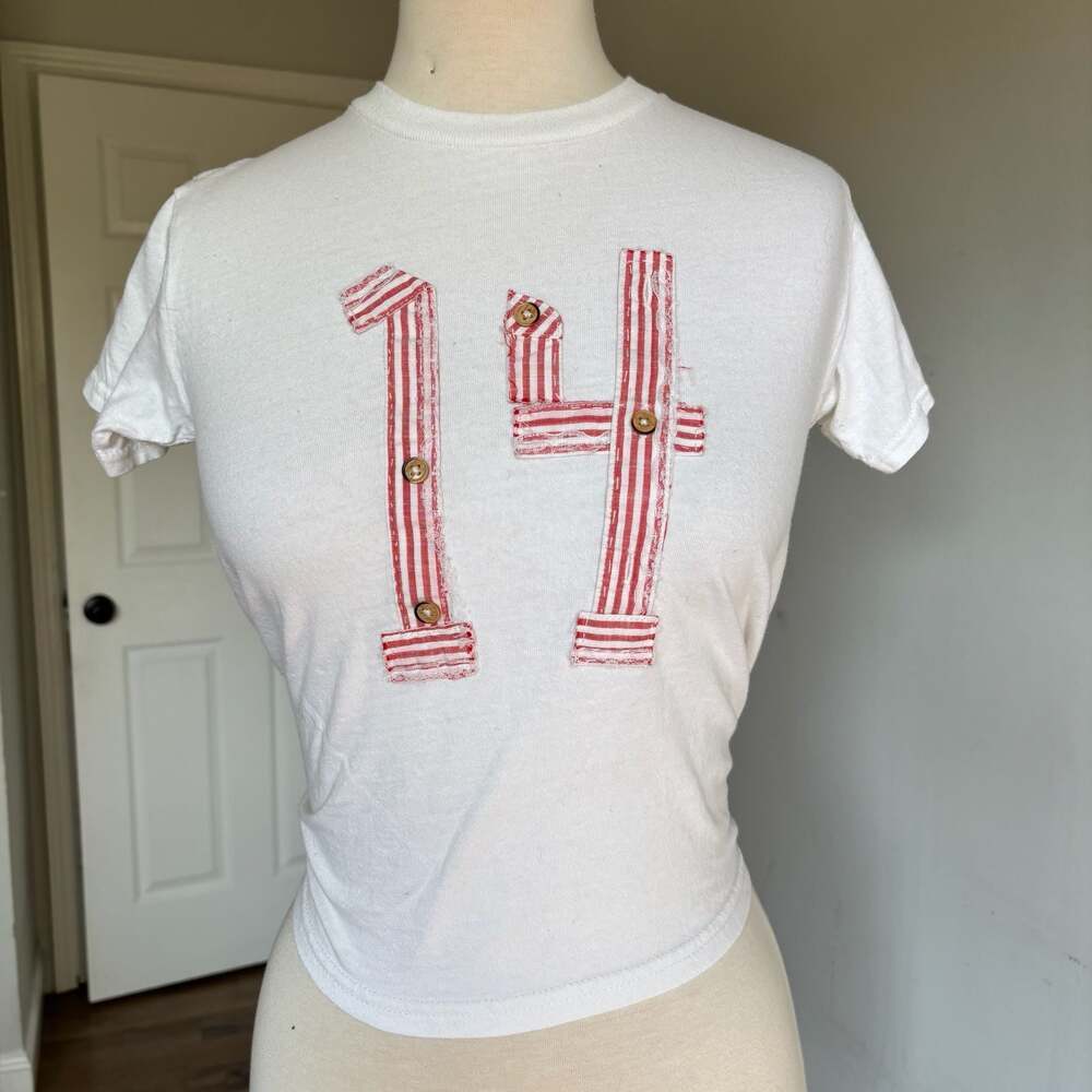 Gildan Heavy Cotton Youth XS Red and White Striped Number 14 Applique T-Shirt